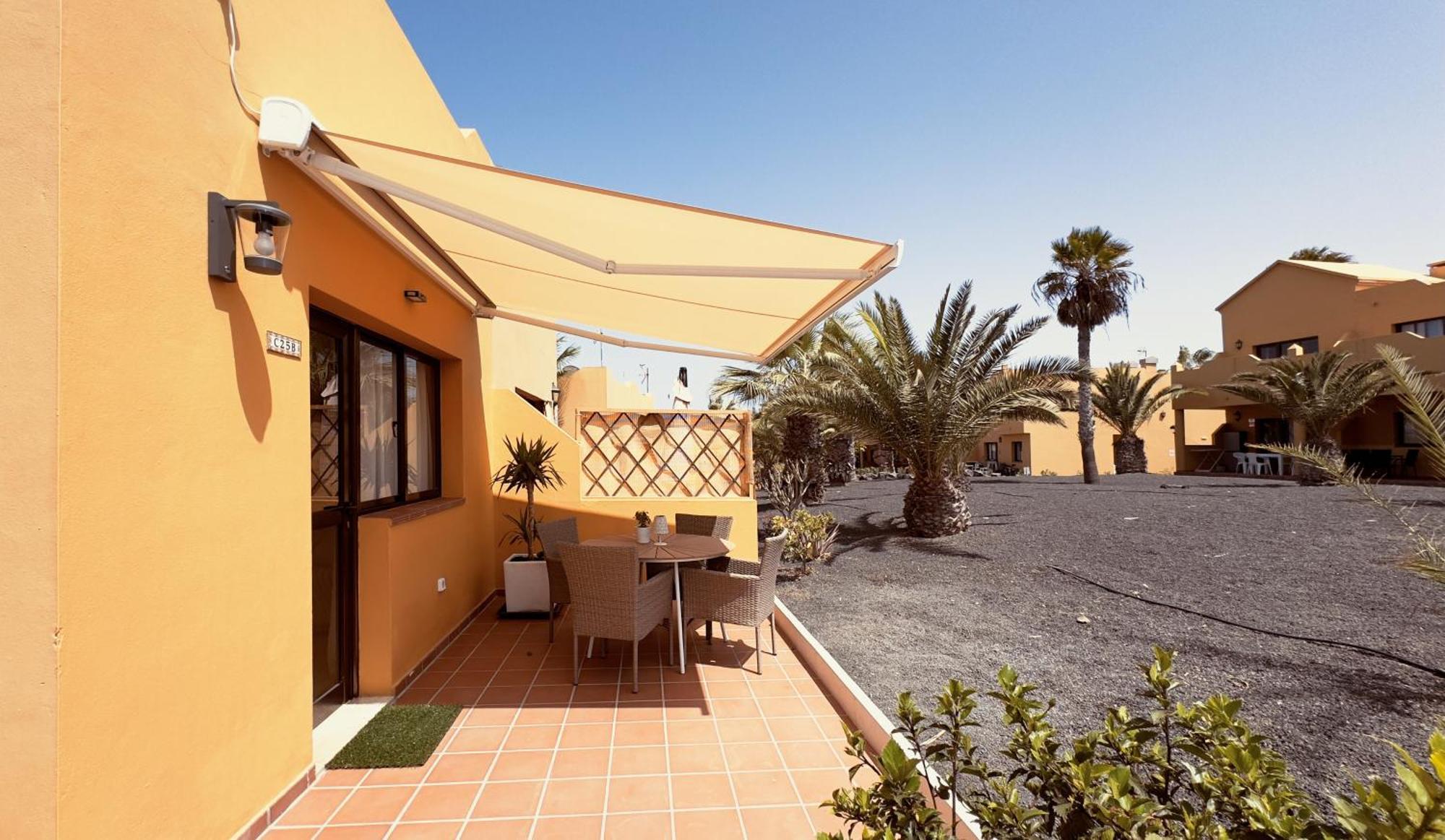 Golden Dream, Swimming Pool And Parking Villa Corralejo Bagian luar foto